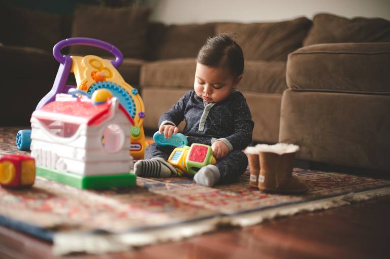 Little boy playing with blocks